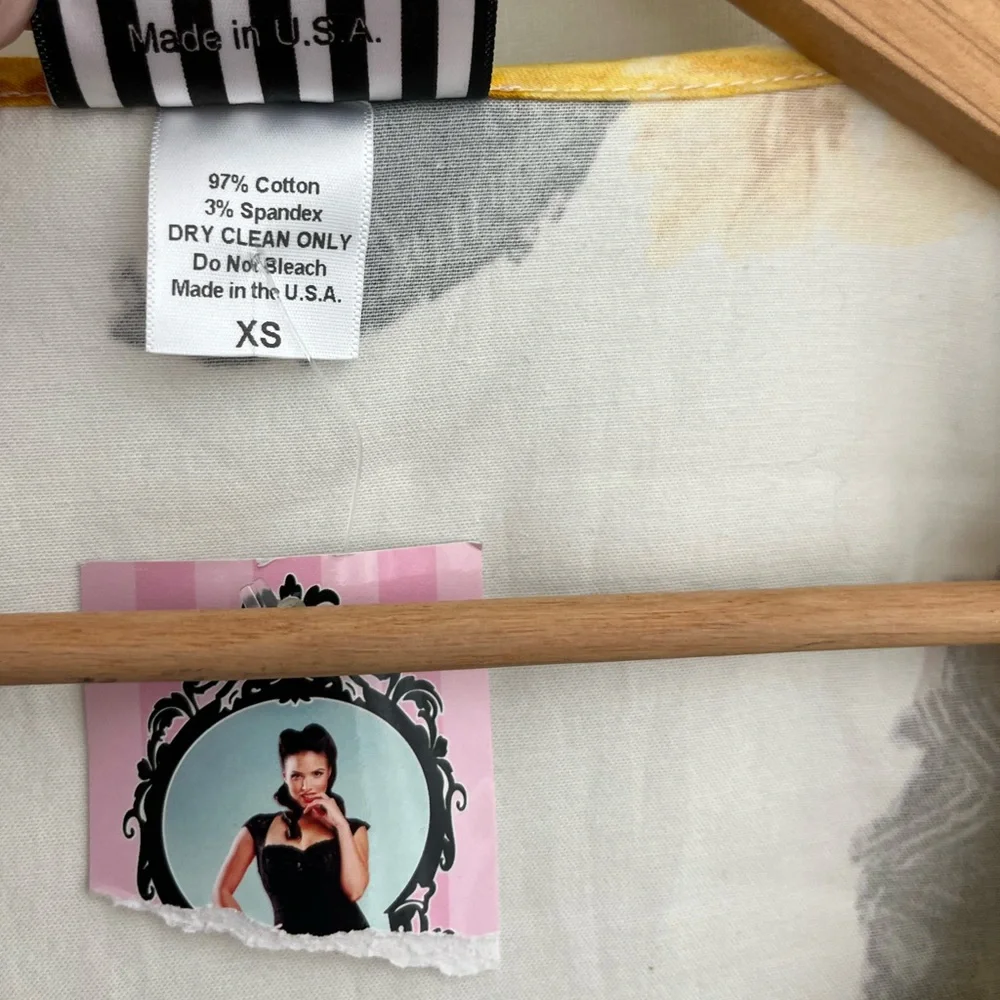 NWT Pinup Couture Evelyn Yellow Roses Swing Dress - Picture 5 of 8